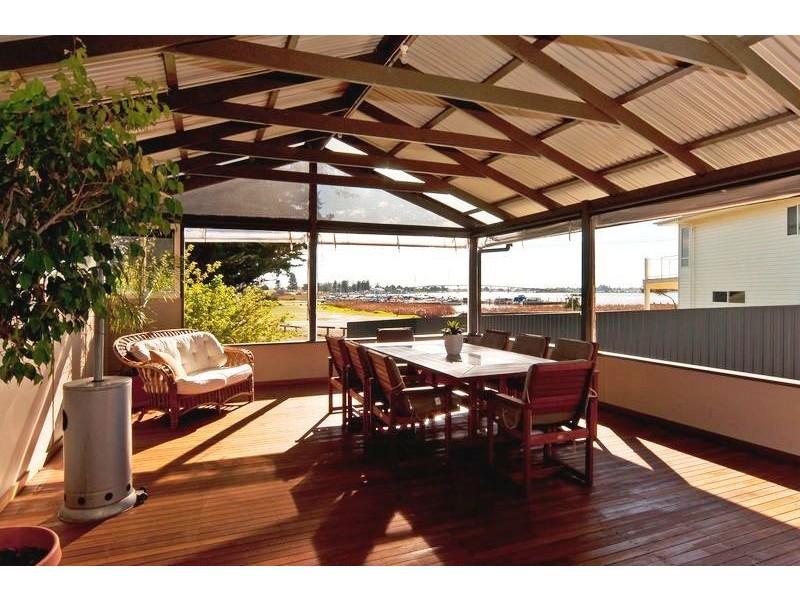 1A Riverside Drive, Goolwa South SA 5214