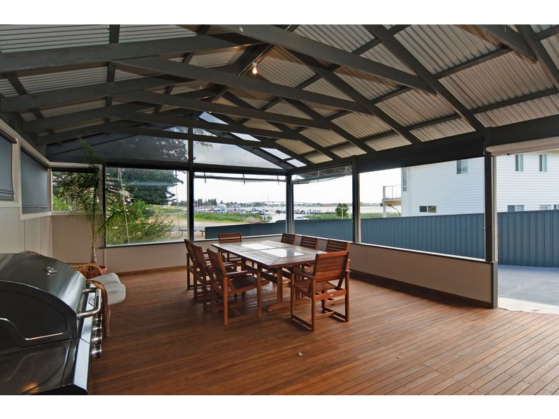 1A Riverside Drive, Goolwa South SA 5214