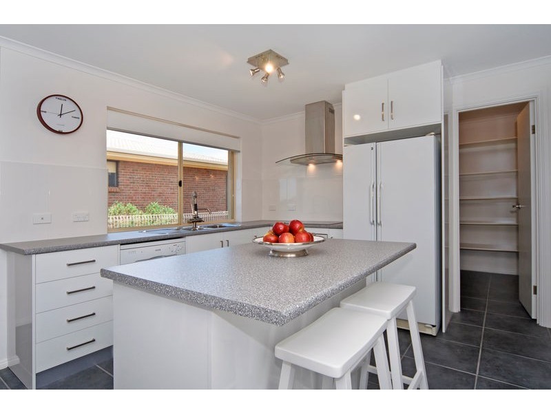 24 Bradford Road, Goolwa Beach SA 5214