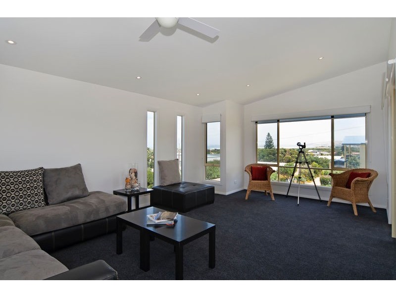 24 Bradford Road, Goolwa Beach SA 5214