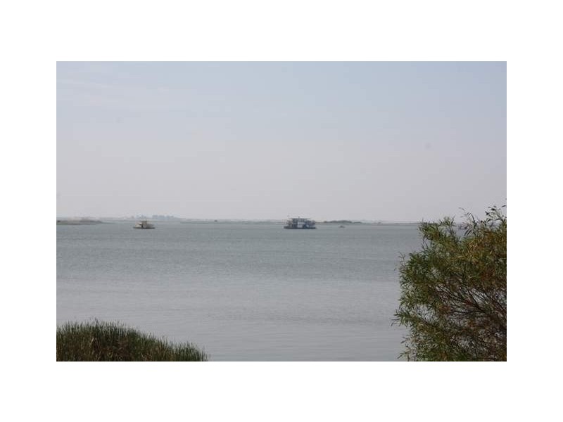 21 Captain Sturt Parade, Hindmarsh Island SA 5214