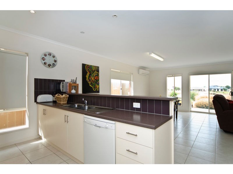 101 Wentworth Parade, Hindmarsh Island SA 5214