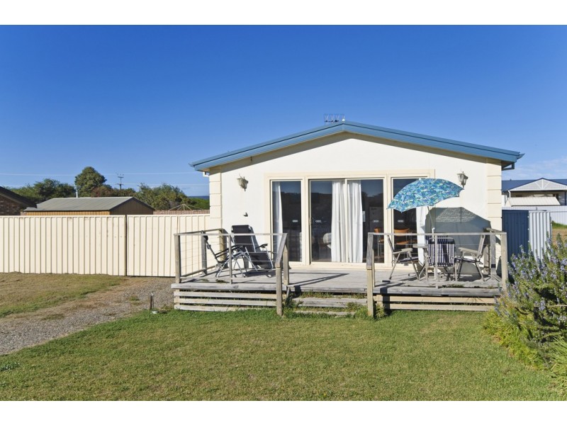10 Beach Road, Goolwa Beach SA 5214
