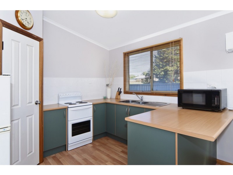 10 Beach Road, Goolwa Beach SA 5214