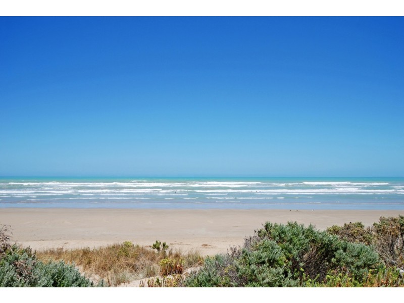 10 Beach Road, Goolwa Beach SA 5214
