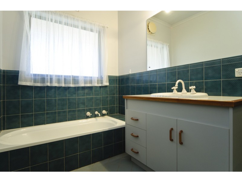 82 Liverpool Road, Goolwa North SA 5214