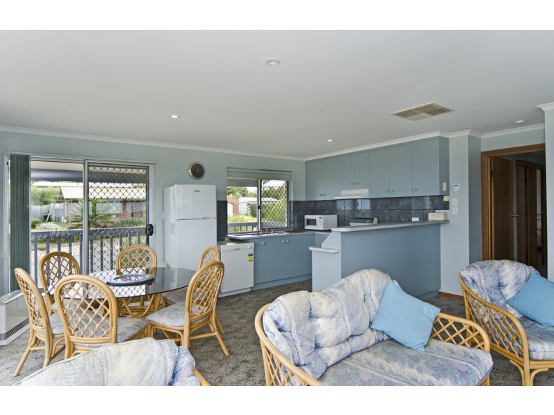 6 Aldam Avenue, Goolwa Beach SA 5214