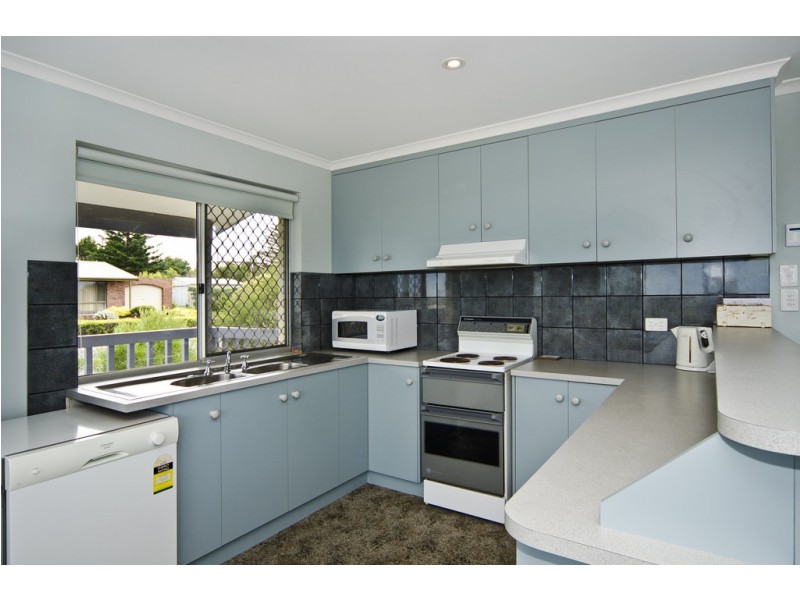 6 Aldam Avenue, Goolwa Beach SA 5214