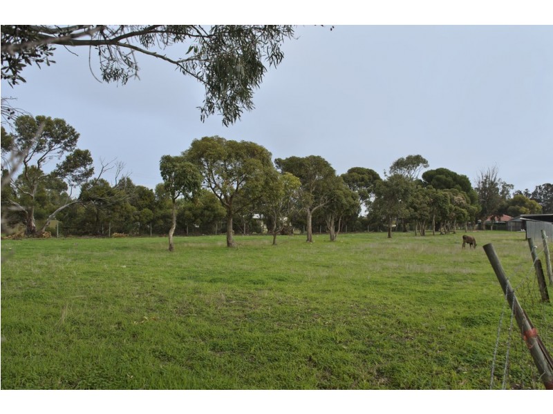 42 Banfield Road, Goolwa North SA 5214