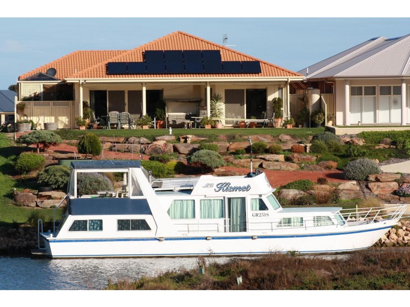 82 Britannia Parade, Hindmarsh Island SA 5214