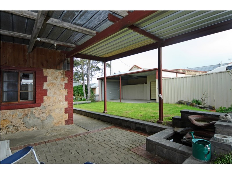 8 Hutchinson Street, Goolwa SA 5214