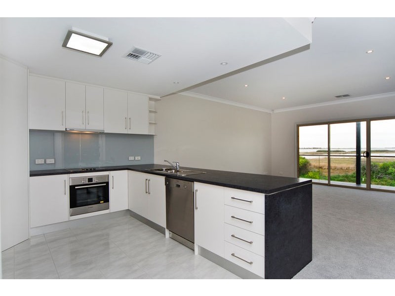 7 Barrage Road, Goolwa South SA 5214