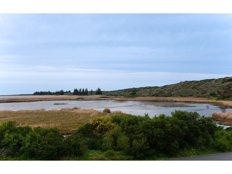7 Barrage Road, Goolwa South SA 5214