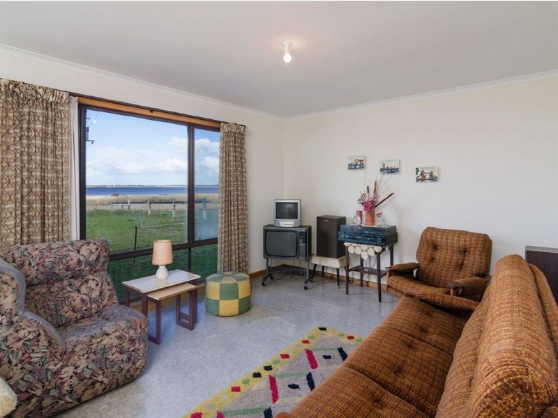 81 Sterling Downs Road, Currency Creek SA 5214