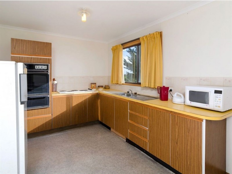 81 Sterling Downs Road, Currency Creek SA 5214