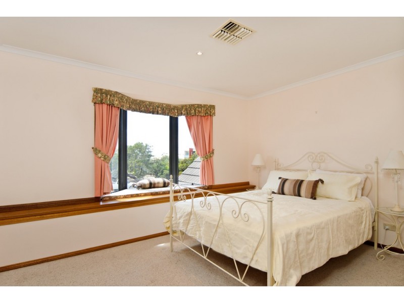 55 Prince Alfred Parade, Hindmarsh Island SA 5214
