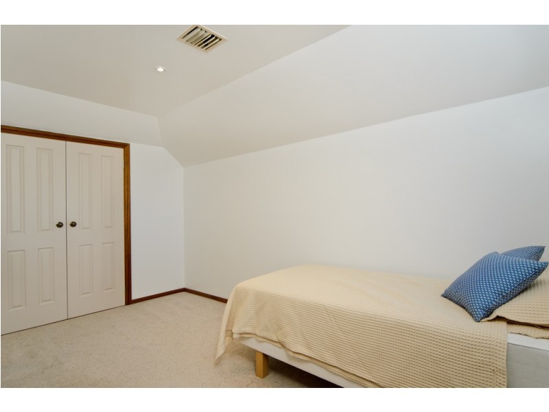 55 Prince Alfred Parade, Hindmarsh Island SA 5214