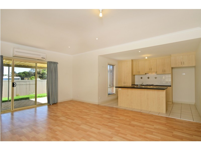 2/136A Fenchurch Street, Goolwa SA 5214