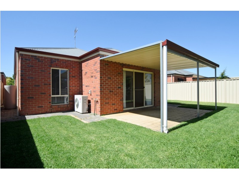 2/136A Fenchurch Street, Goolwa SA 5214