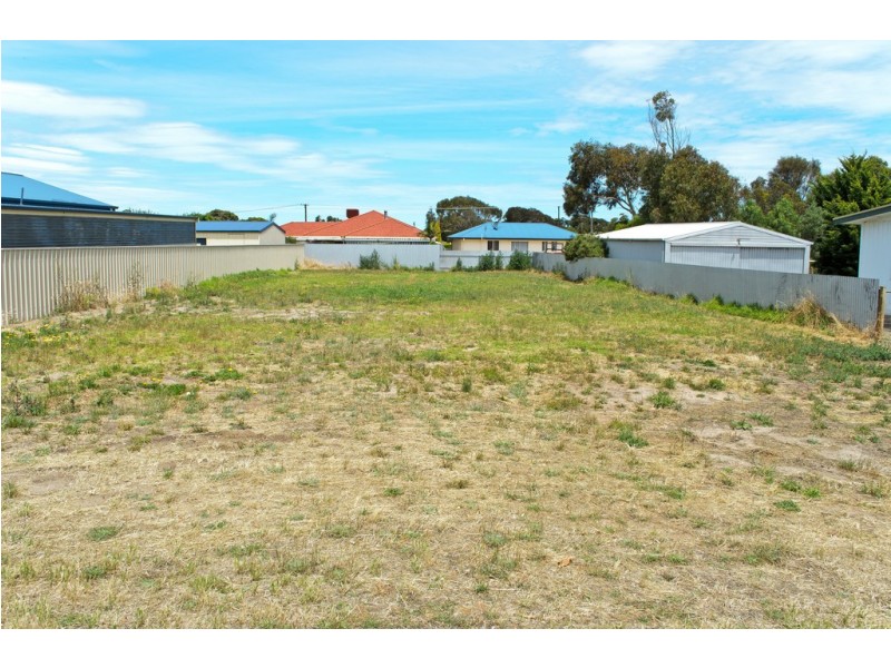 16 Lundstrom Street, Goolwa Beach SA 5214