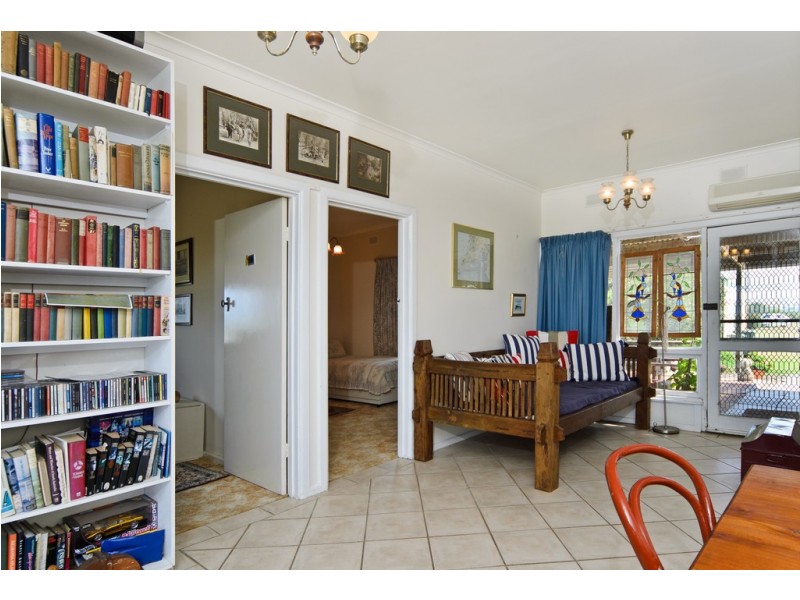 10 Mills Road, Hindmarsh Island SA 5214