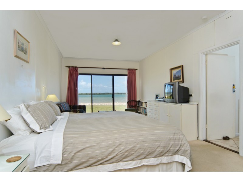 10 Mills Road, Hindmarsh Island SA 5214