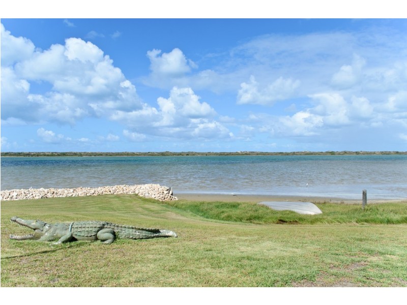 10 Mills Road, Hindmarsh Island SA 5214