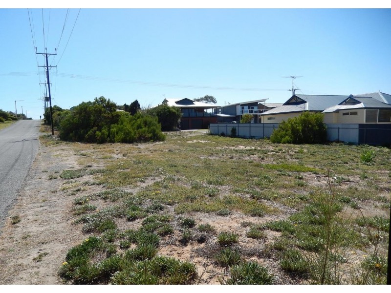 16 Aldam Avenue, Goolwa Beach SA 5214