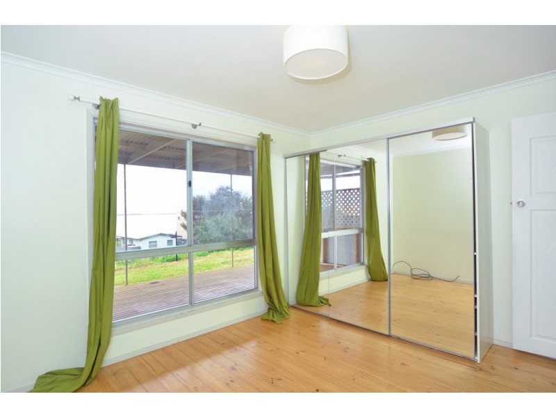 36 Sidney Parade, Hindmarsh Island SA 5214