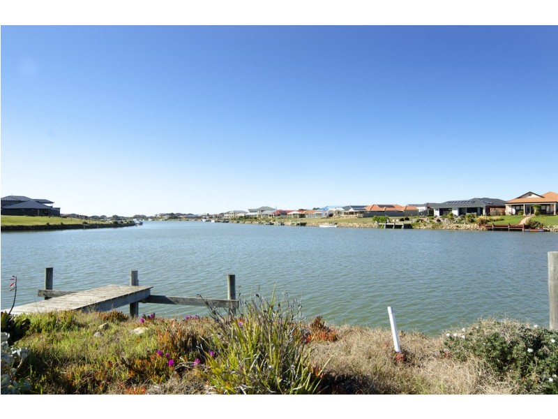 66 Providence Place, Hindmarsh Island SA 5214