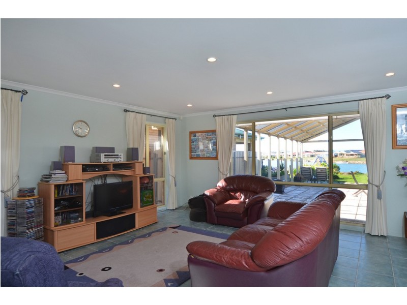 66 Providence Place, Hindmarsh Island SA 5214