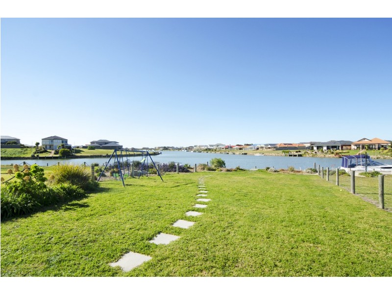 66 Providence Place, Hindmarsh Island SA 5214