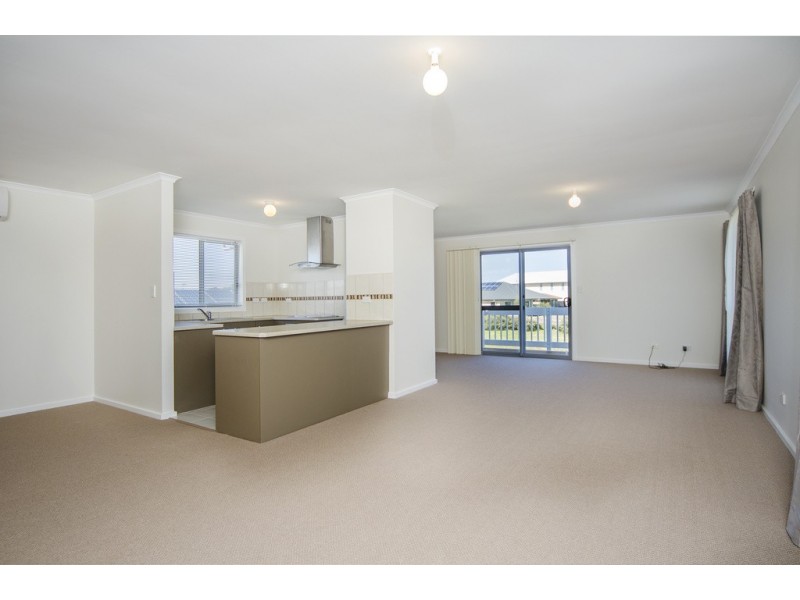 23 Wentworth Parade, Hindmarsh Island SA 5214