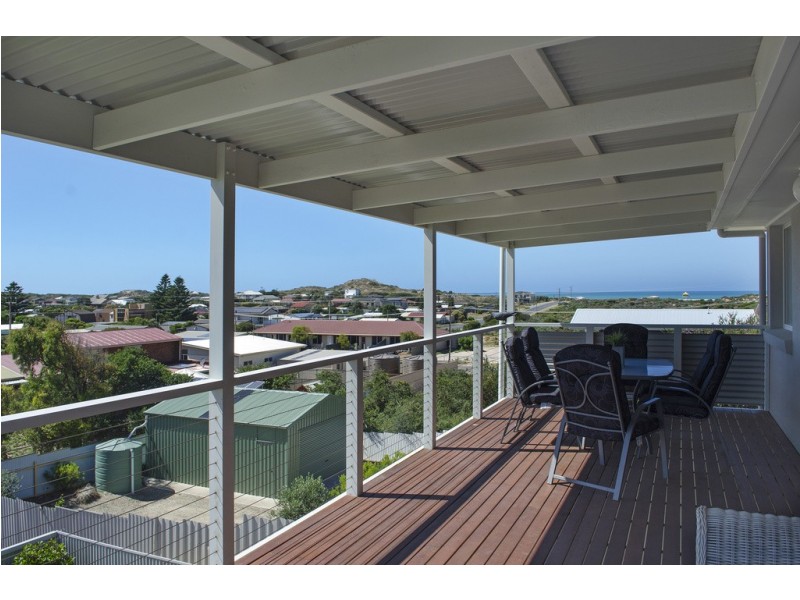 8 Aldam Avenue, Goolwa Beach SA 5214