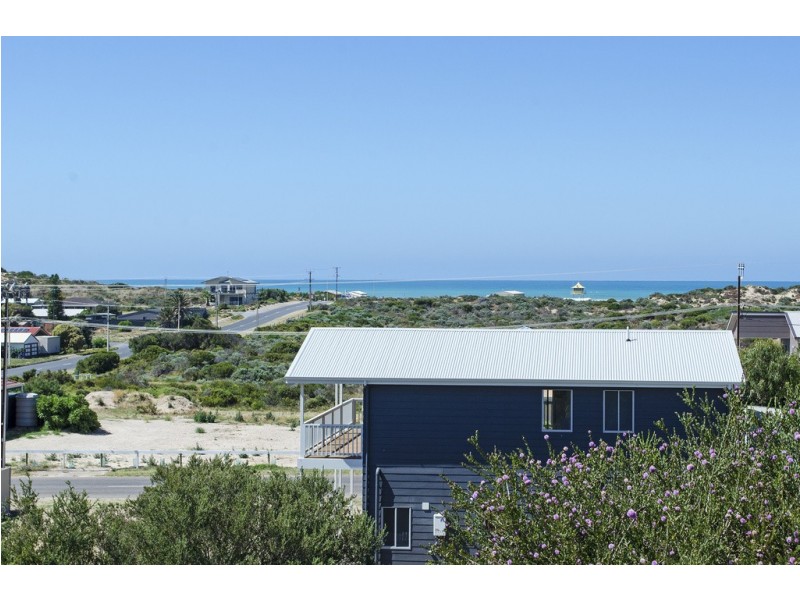8 Aldam Avenue, Goolwa Beach SA 5214