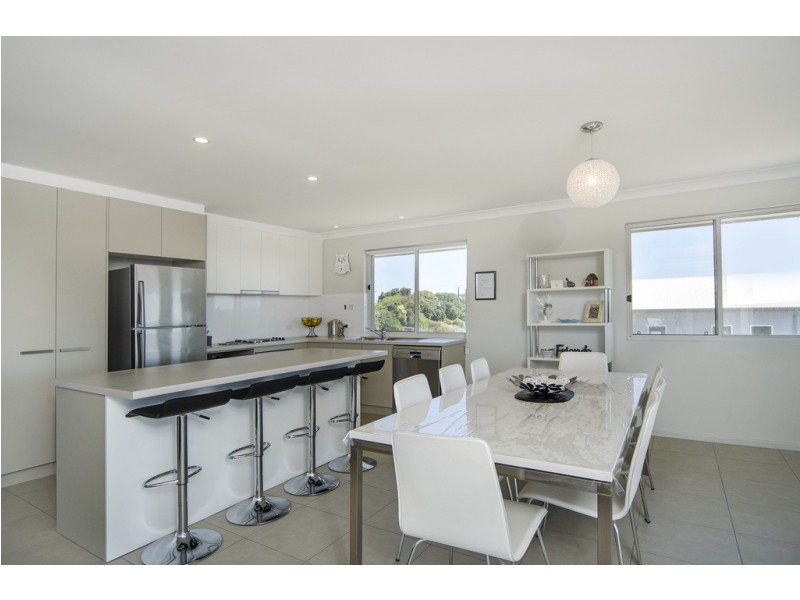 8 Aldam Avenue, Goolwa Beach SA 5214