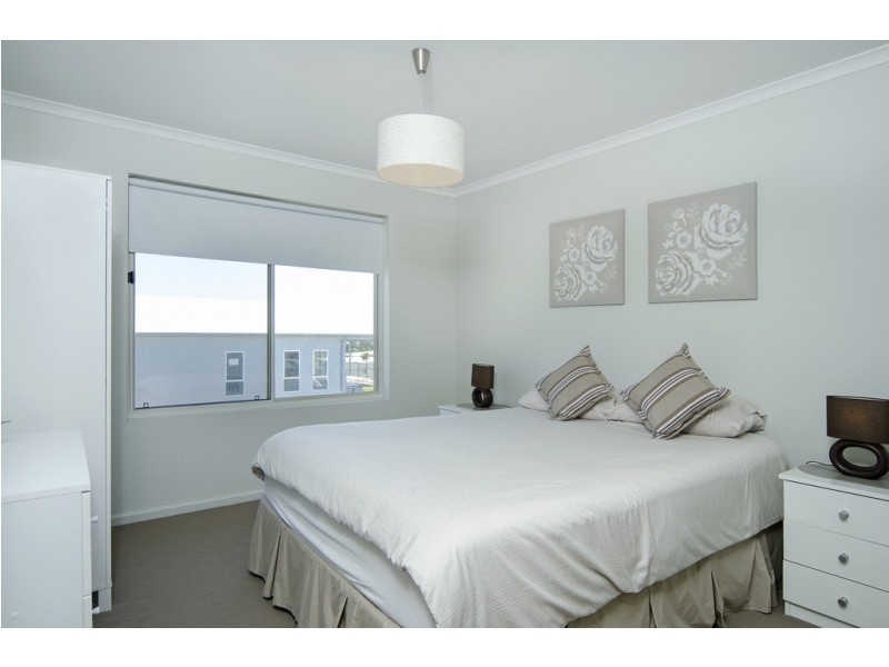 8 Aldam Avenue, Goolwa Beach SA 5214