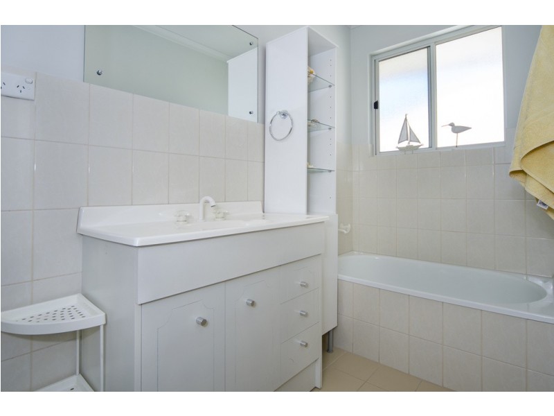 8 Aldam Avenue, Goolwa Beach SA 5214