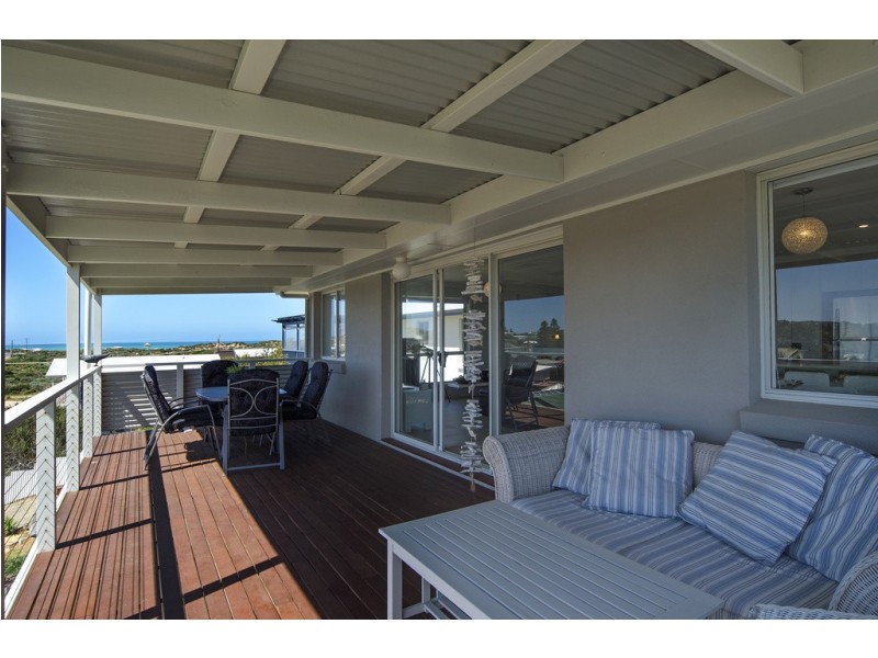 8 Aldam Avenue, Goolwa Beach SA 5214