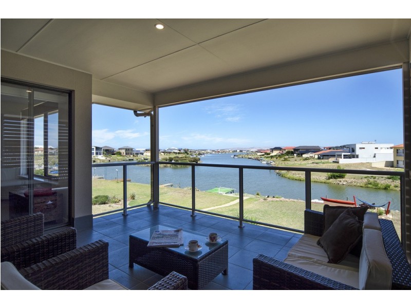 153 Excelsior Parade, Hindmarsh Island SA 5214