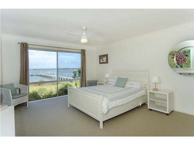 11-13 Goolwa Channel Drive, Hindmarsh Island SA 5214