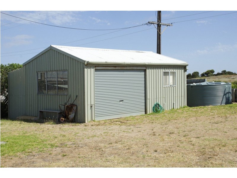 11-13 Goolwa Channel Drive, Hindmarsh Island SA 5214