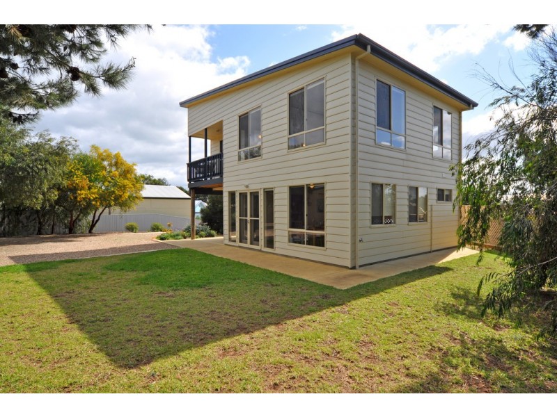 2 Holme Close, Goolwa Beach SA 5214