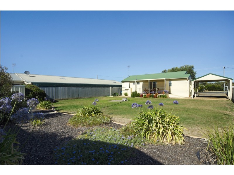 80 Beach Road, Goolwa South SA 5214