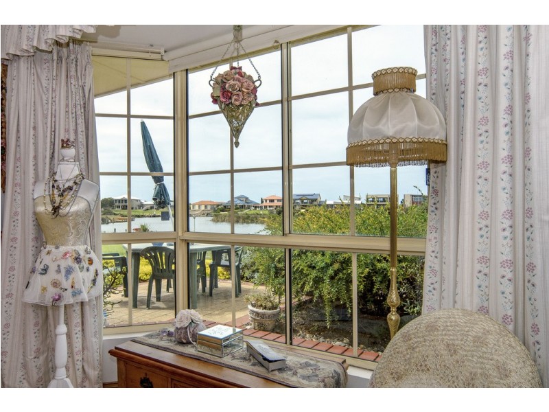 27 Prince Alfred Parade, Hindmarsh Island SA 5214