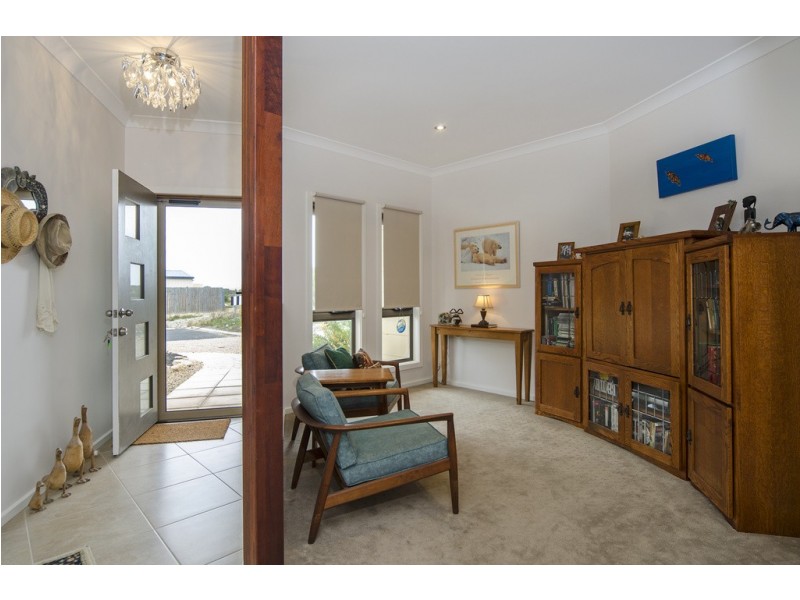 18 Lawrence Street, Goolwa North SA 5214