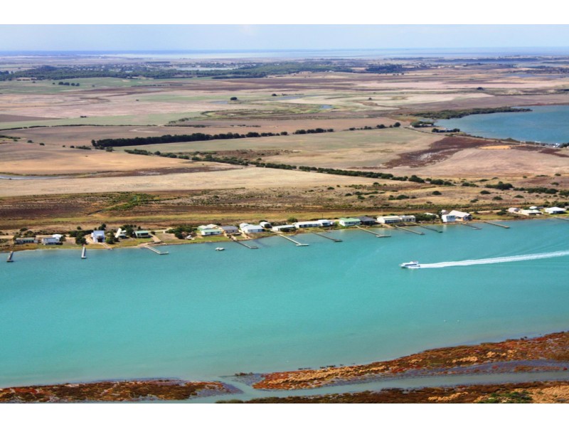 47 Goolwa Channel Drive, Hindmarsh Island SA 5214