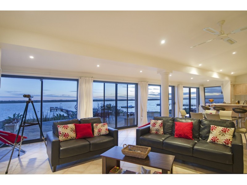 47 Goolwa Channel Drive, Hindmarsh Island SA 5214