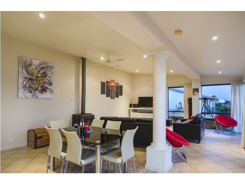 47 Goolwa Channel Drive, Hindmarsh Island SA 5214