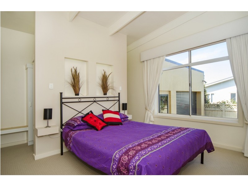 47 Goolwa Channel Drive, Hindmarsh Island SA 5214